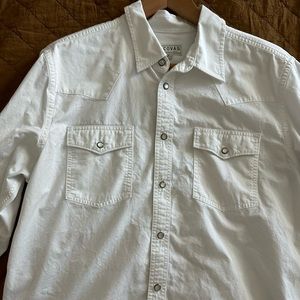Men’s Tecovas white pearlsnap (M)